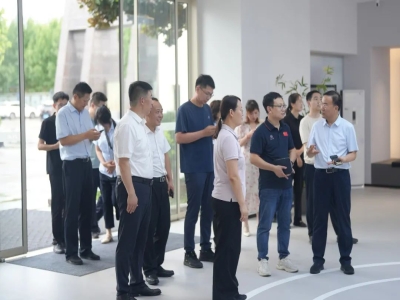 綠色建材產(chǎn)業(yè)鏈融鏈固鏈再發(fā)力！哈工大王代玉教授一行蒞臨天意機(jī)械、卓越精工考察調(diào)研